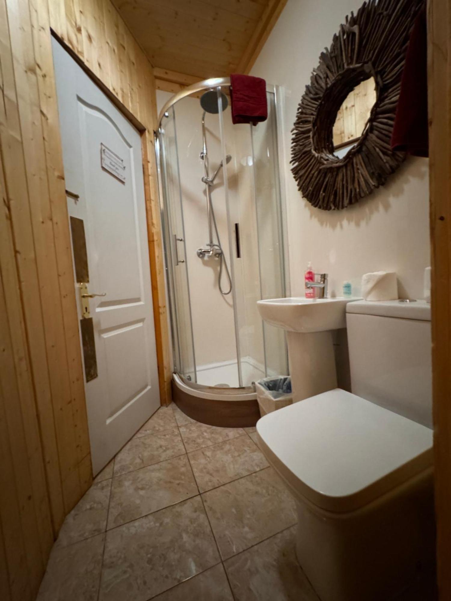 The West Highland Way Campsite & Campervan Accommodation Milngavie Exterior photo